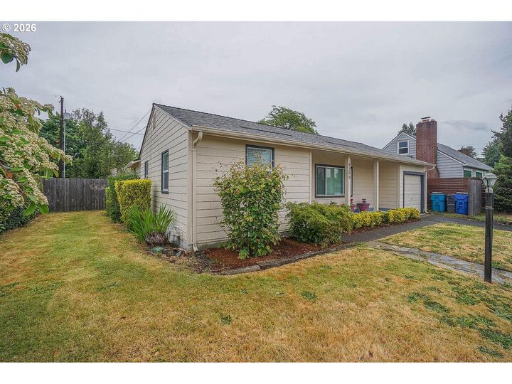 Property Photo: 8300 SE Lorry Ave WA 98664