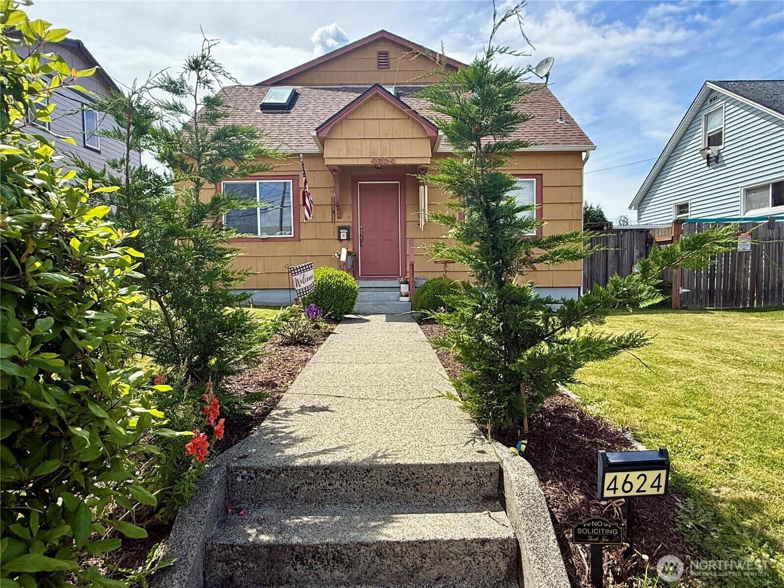 Property Photo:  4624 E B Street  WA 98404 