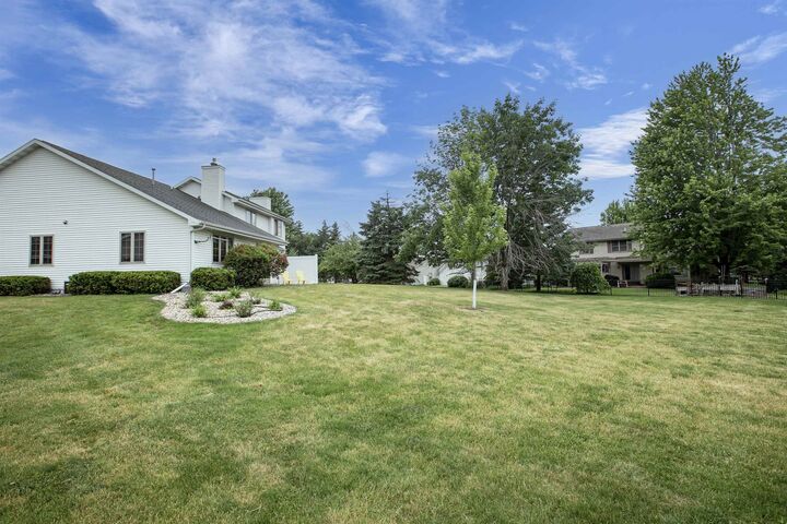 Property Photo:  2420 Noel Court  WI 54904 