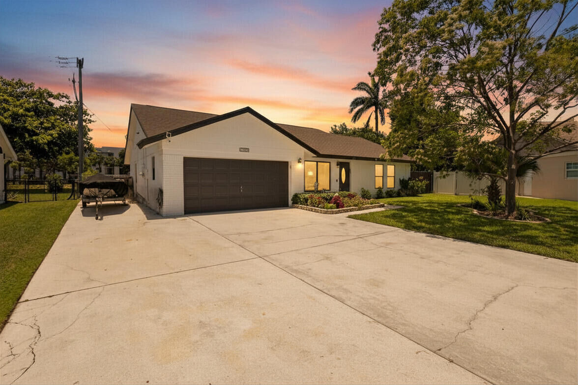 Property Photo: 1273 NW 11th Street FL 33426