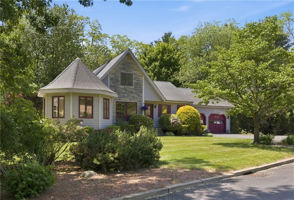 Property Photo:  32 Briarwood Road  RI 02865 