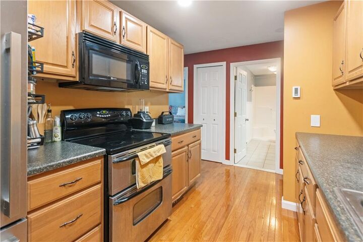 Property Photo:  117 John Street 11  RI 02865 