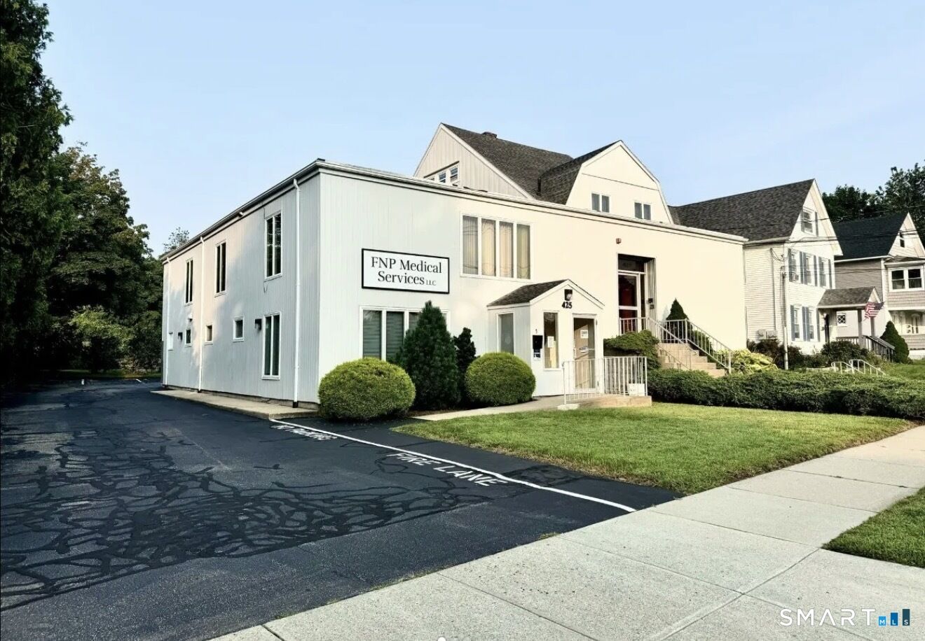 Property Photo:  425 Montauk Avenue  CT 06320 