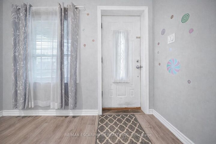Property Photo: 106 Lottridge Street ON L8L 6T9