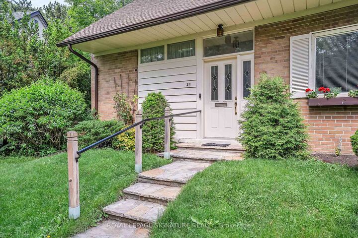Property Photo:  34 Addison Crescent  ON M3B 1K8 