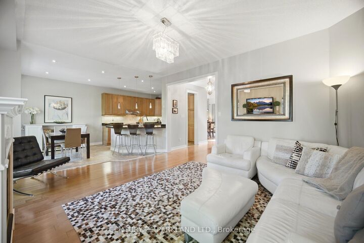 148 Vellore Avenue — photo 1