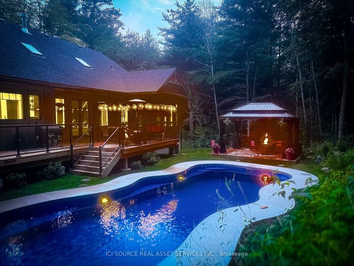 Property Photo: 13 Timberrun Court ON L0P 1B0
