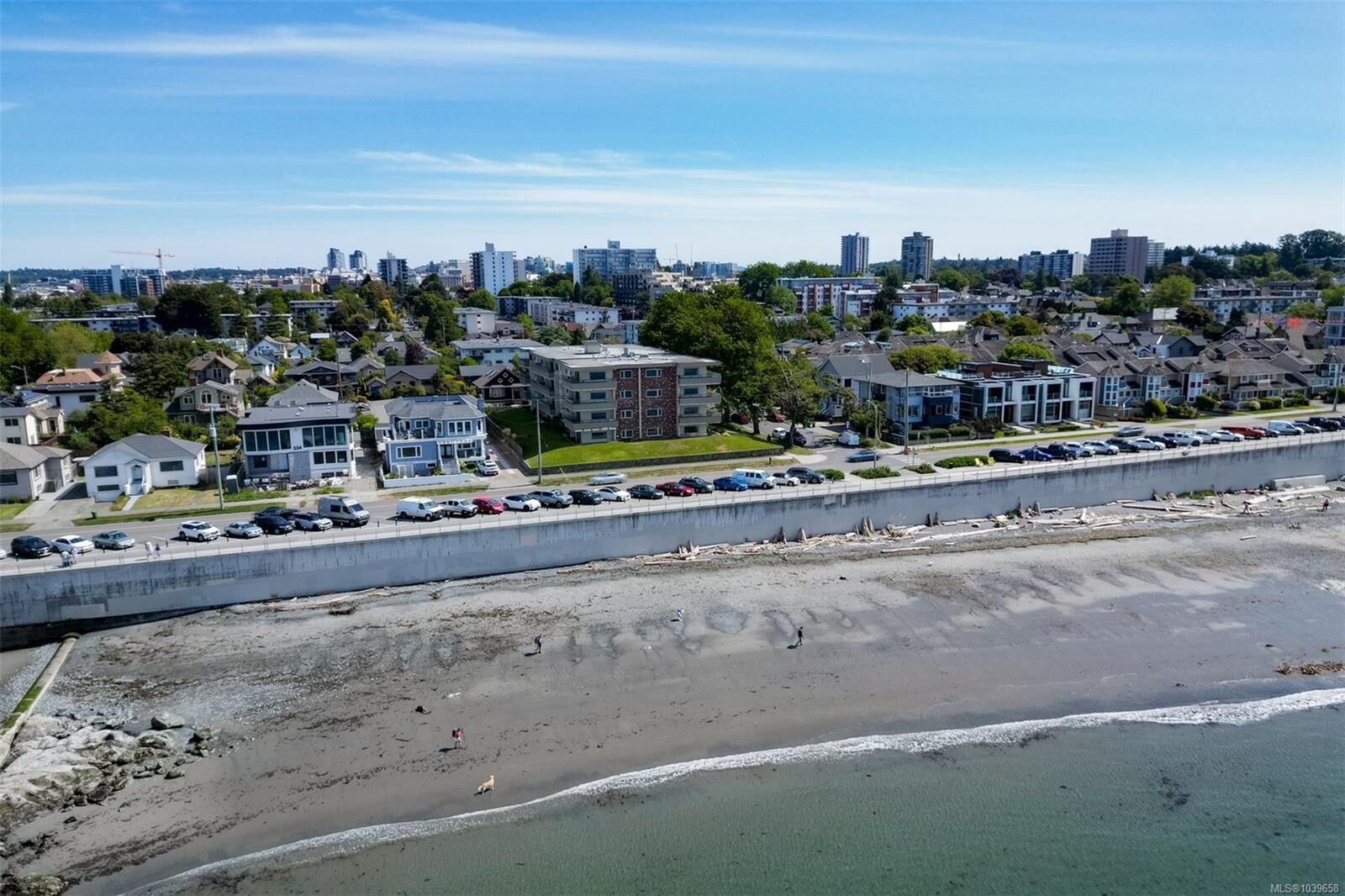Property Photo: 360 Dallas Rd #104 BC V8V 1A8