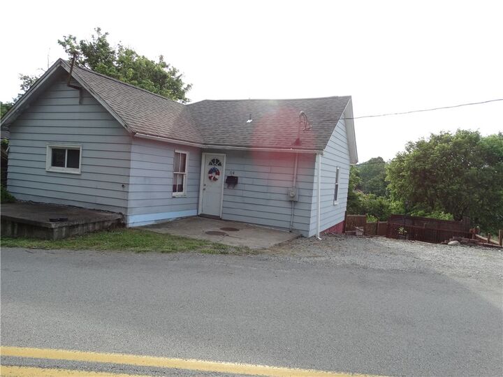 Property Photo: 114 Beallsville Rd PA 15314