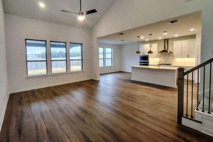 Property Photo: 1824 Spring Mountain Cove TX 78628