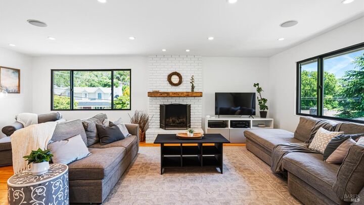 Property Photo: 107 Rollingwood Drive CA 94901