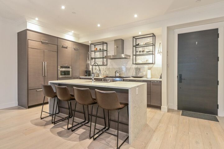 Property Photo:  23189 Francis Avenue 210  BC V1M 0G4 
