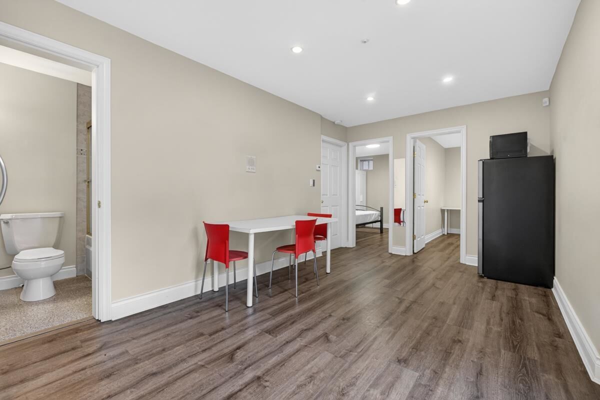 Property Photo:  3960 W 20th Avenue  BC V6S 1G4 