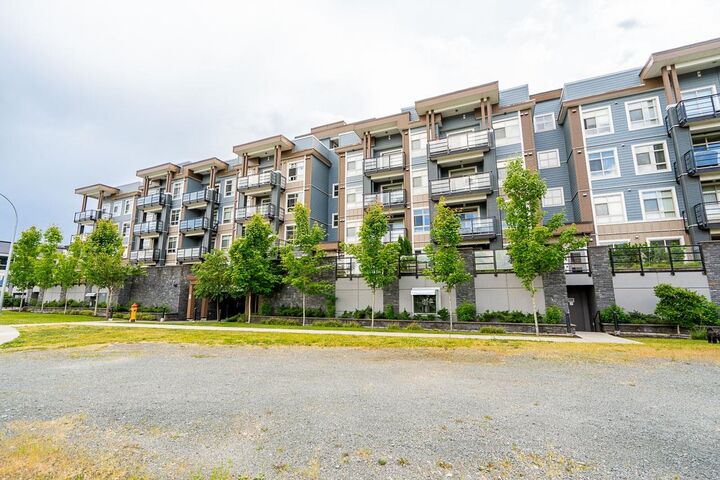 Property Photo:  45562 Airport Road 307  BC V2P 0J8 