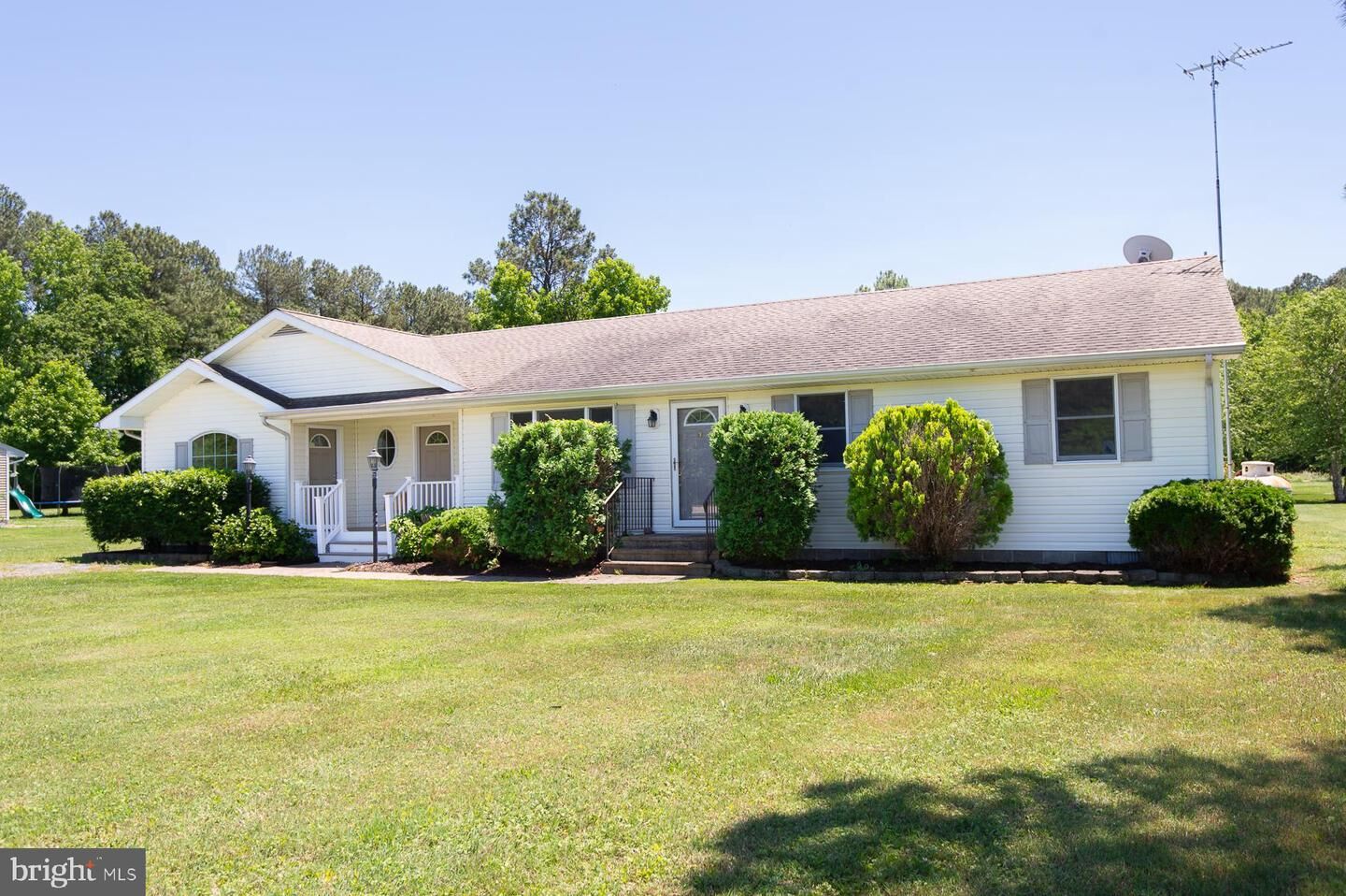 Property Photo: 9818 Tilghman Road MD 21647