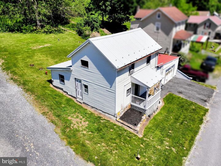 Property Photo: 423 Hollars Ext PA 15537