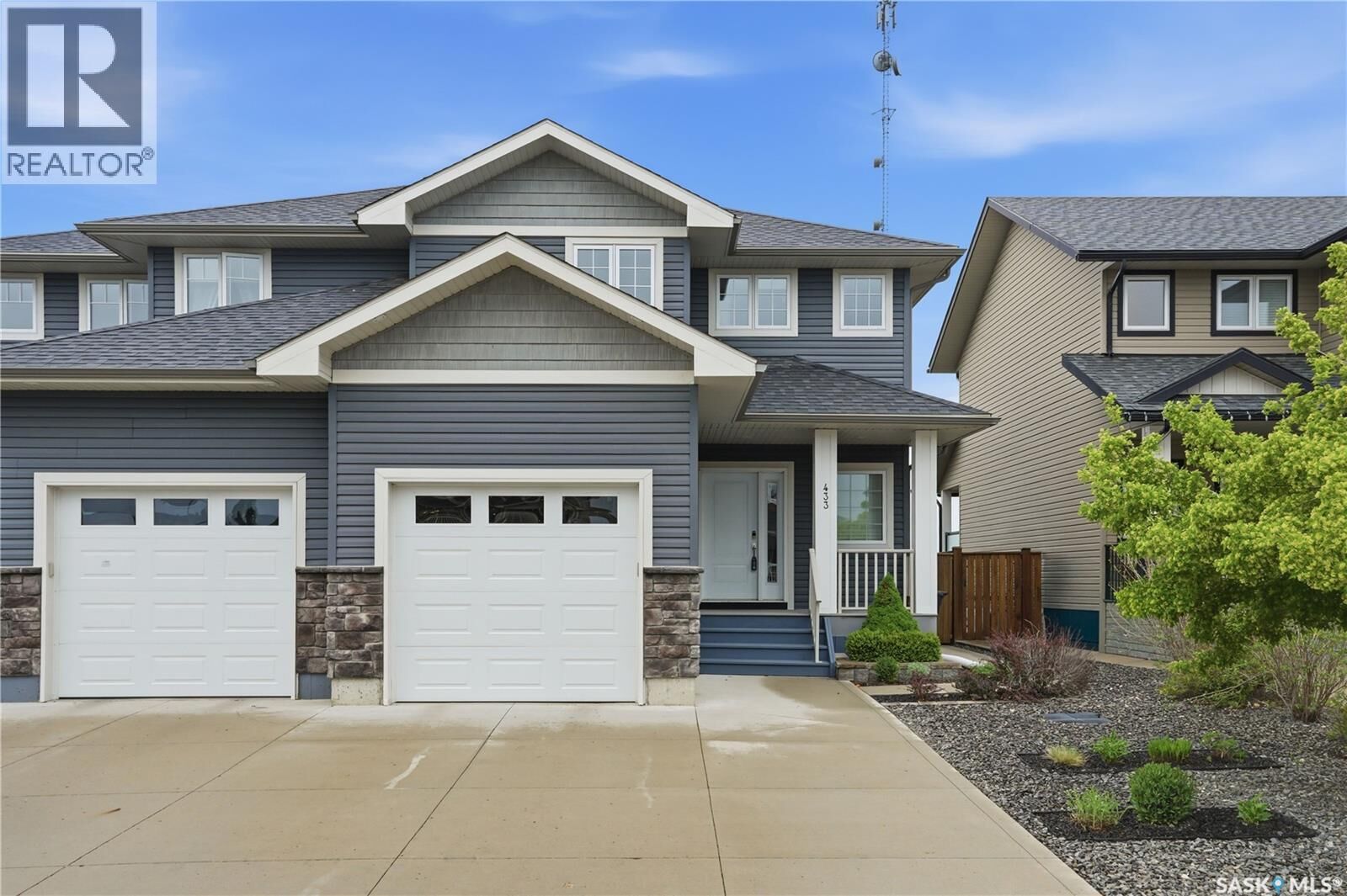 Property Photo:  433 Redwood Crescent  SK S0K 0A1 