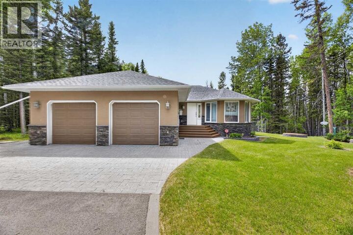 Property Photo: 5241 Township Road 325 A AB T0M 1X0