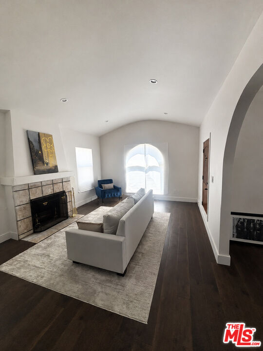 Property Photo:  5337 Deane Ave  CA 90043 