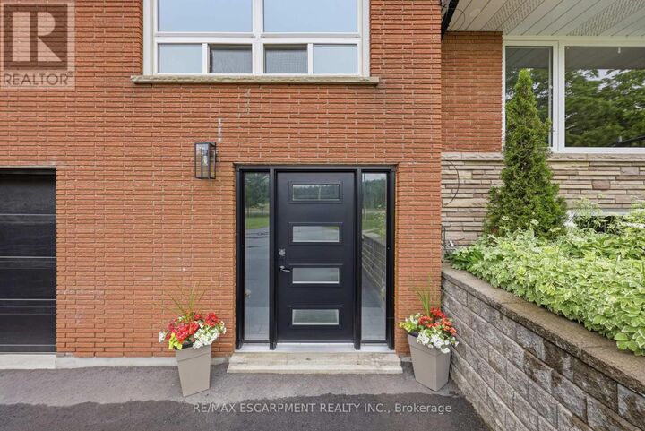 Property Photo:  891 Centre Road  ON L8N 2Z7 