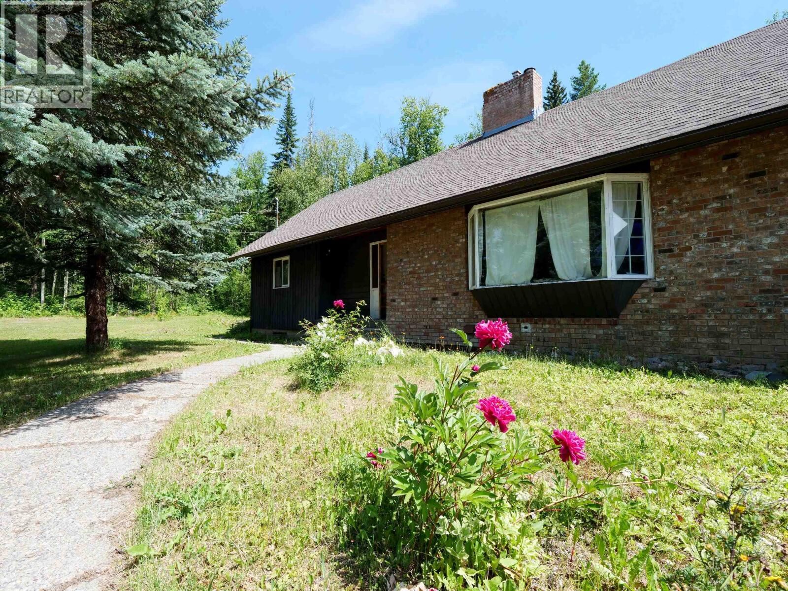 Property Photo: 4304 97 Highway BC V2J 6W8