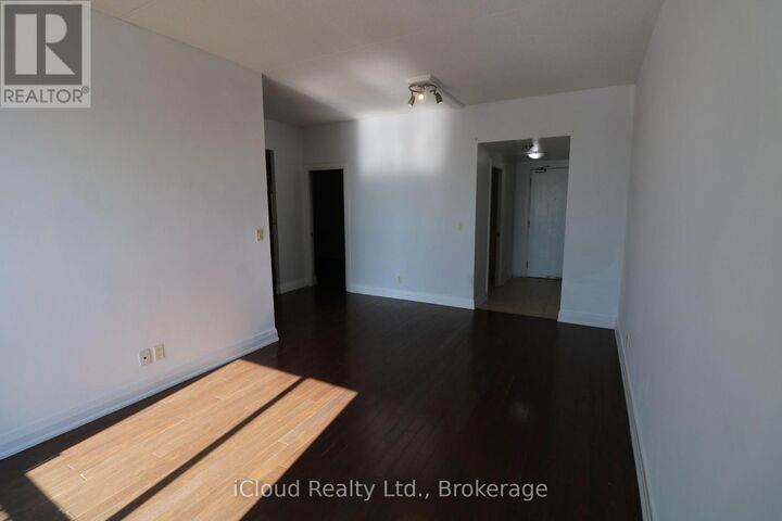 Property Photo: 2737 Keele Street 910 ON M3M 2E9