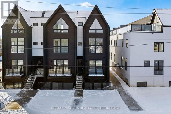 Property Photo:  7277 Wilson Crescent 209  ON L2G 4S5 
