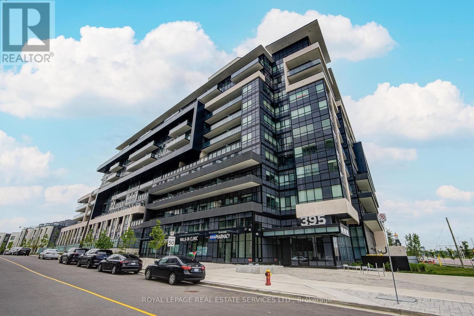 Property Photo: 395 Dundas Street West 822 ON L6M 5R8