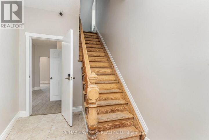 Property Photo: 291 Emerald Street North Second ON L8L 5L2