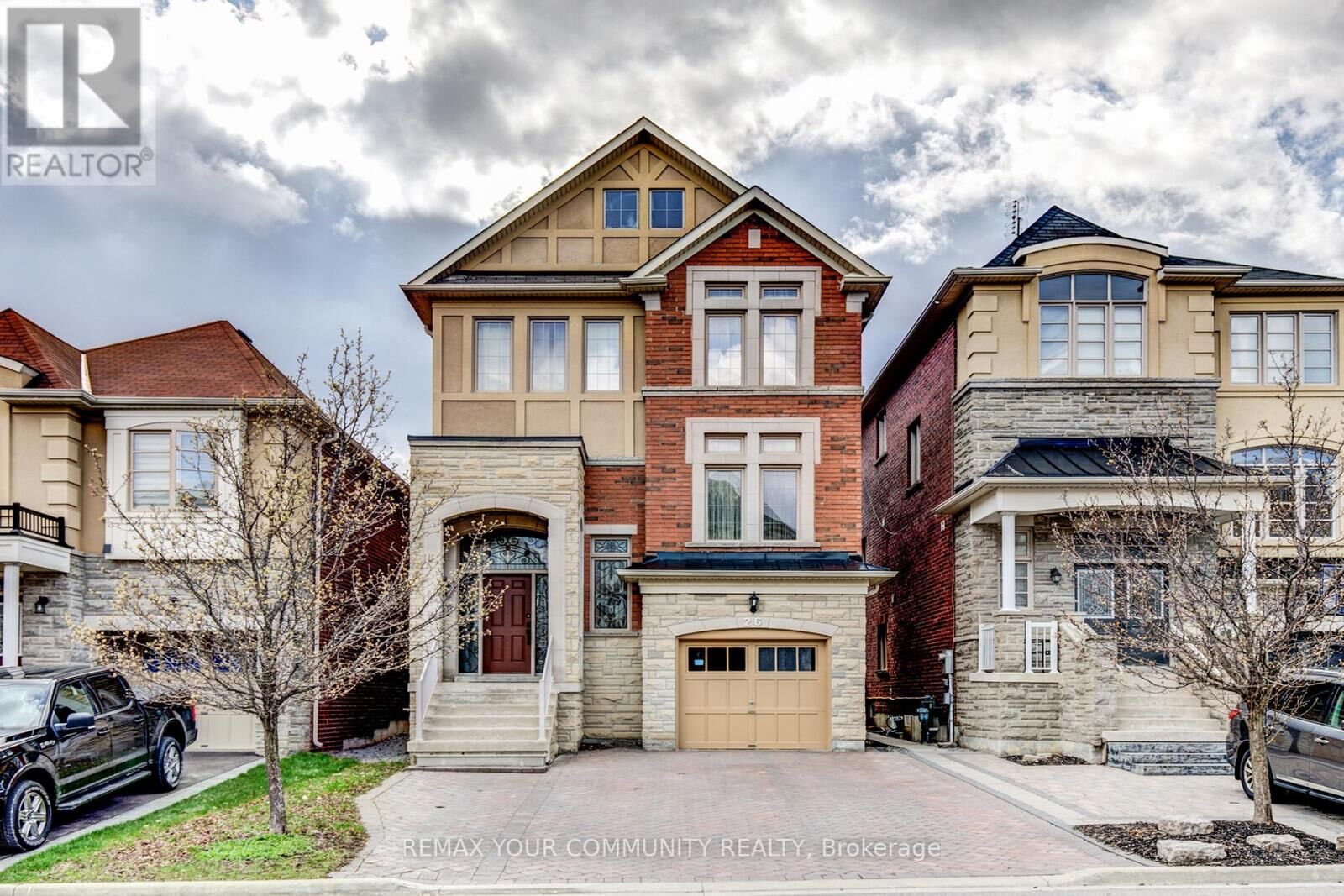 Property Photo:  26 Yarden Drive  ON L6A 0W2 