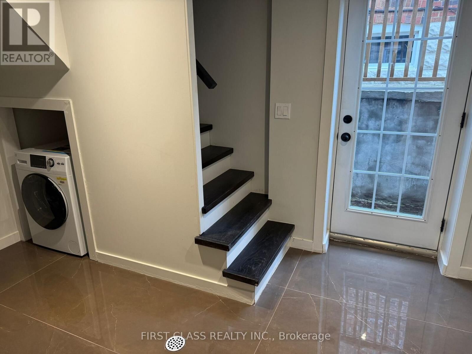 Property Photo:  259 Floyd Avenue Bsmnt  ON M4J 2J4 