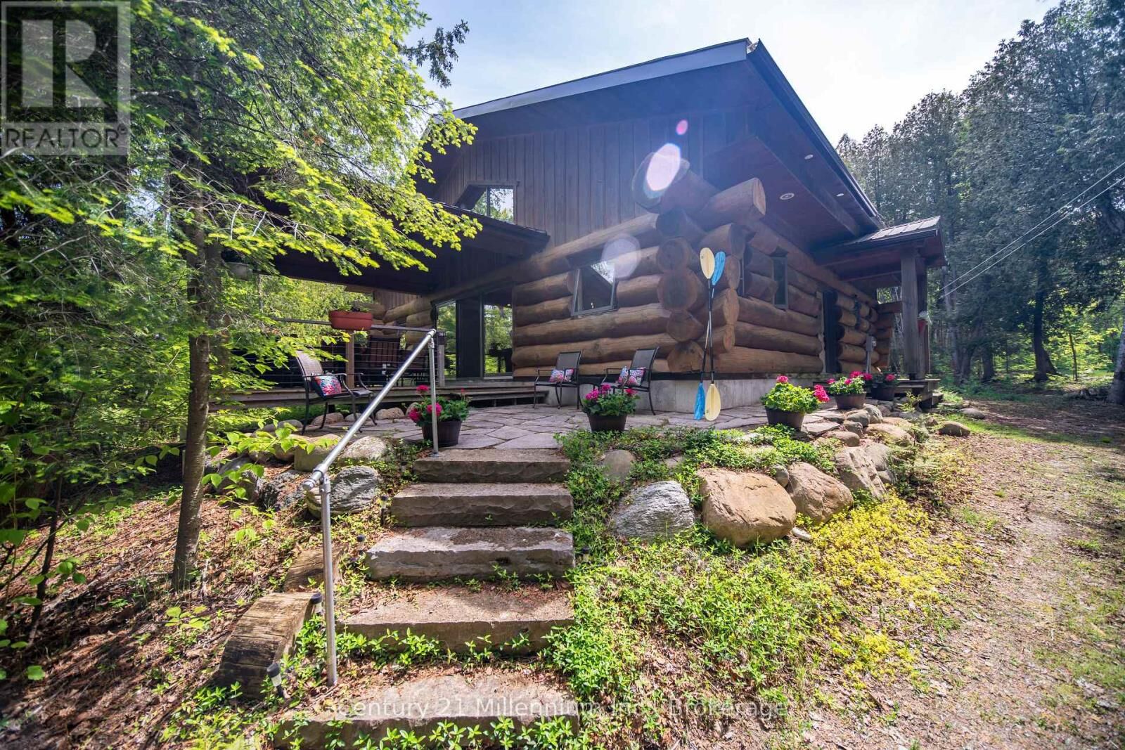 Property Photo: 13 Richardson Road ON N0H 1X0