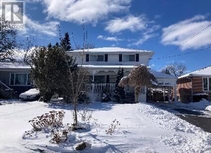 Property Photo:  11 Auburn Street  ON K8P 2N1 
