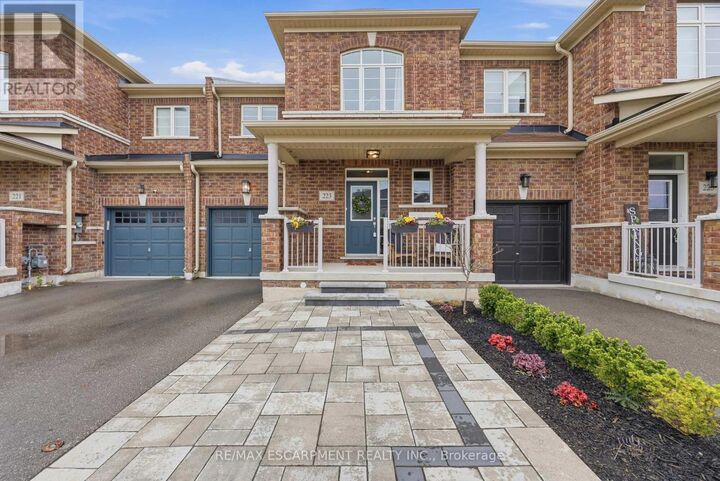 Property Photo:  223 Skinner Road  ON L8B 1X2 