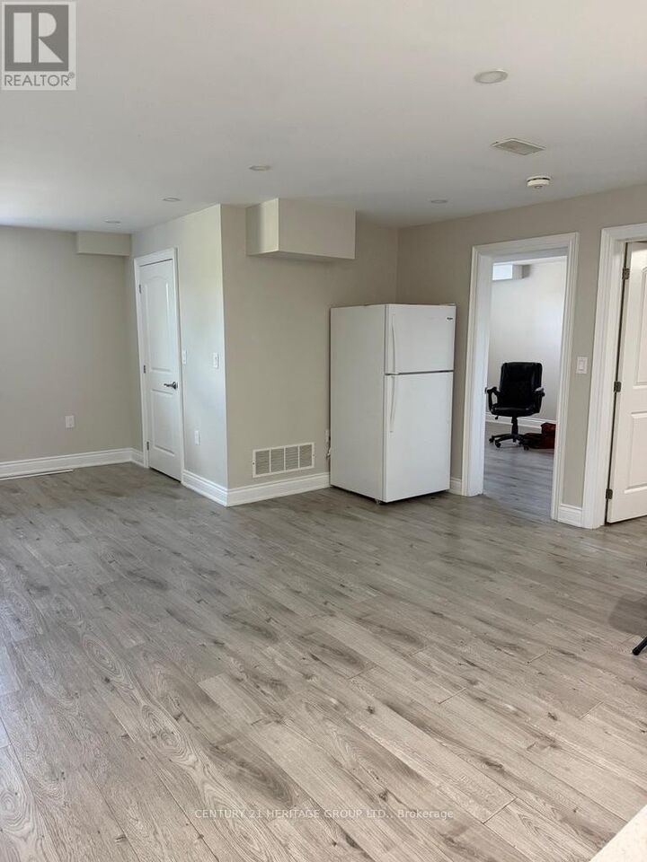 Property Photo:  2 Lewiston Road Bsmt  ON M1P 1X7 