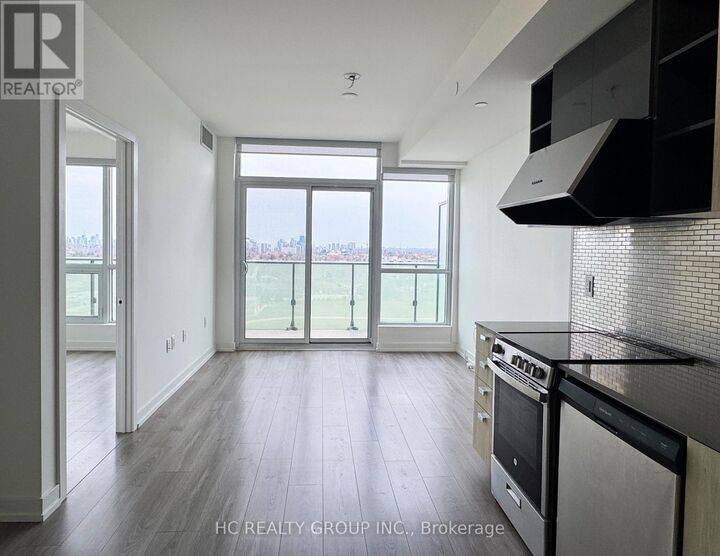 Property Photo: 10 De Boers Drive 1306 ON M3J 0H1