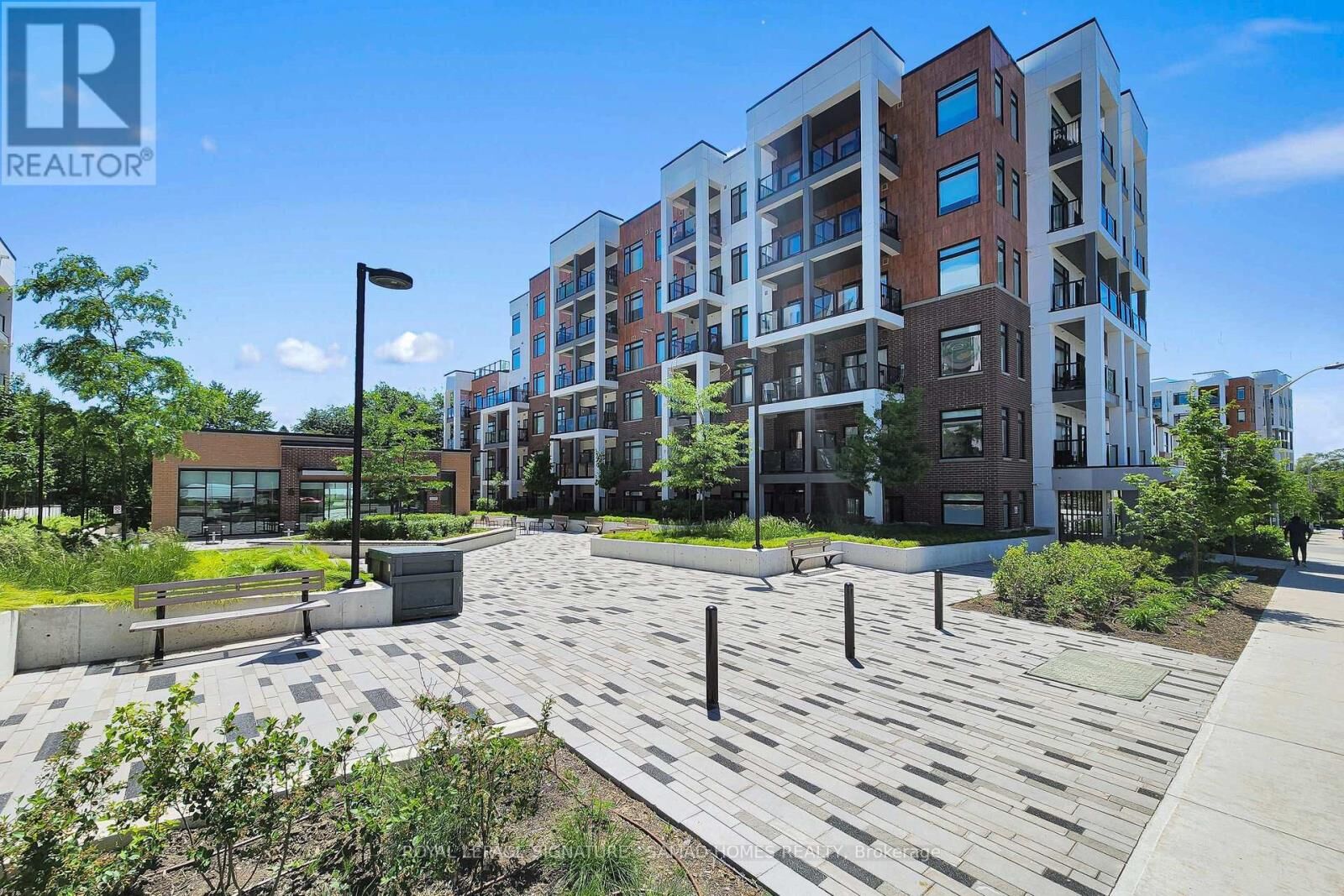 Property Photo: 135 Canon Jackson Drive 407 ON M6M 0C3