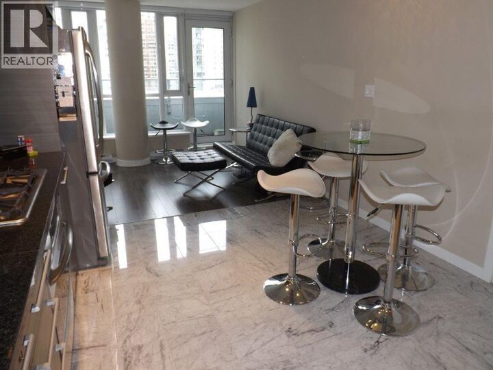 Property Photo:  833 Seymour Street 704  BC V6B 0G4 