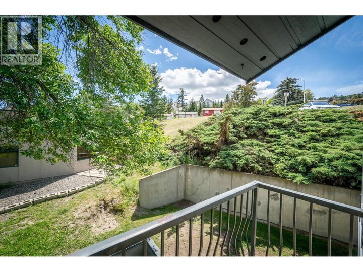 Property Photo: 1221 Hugh Allan Drive Drive 11 BC V1S 1M7