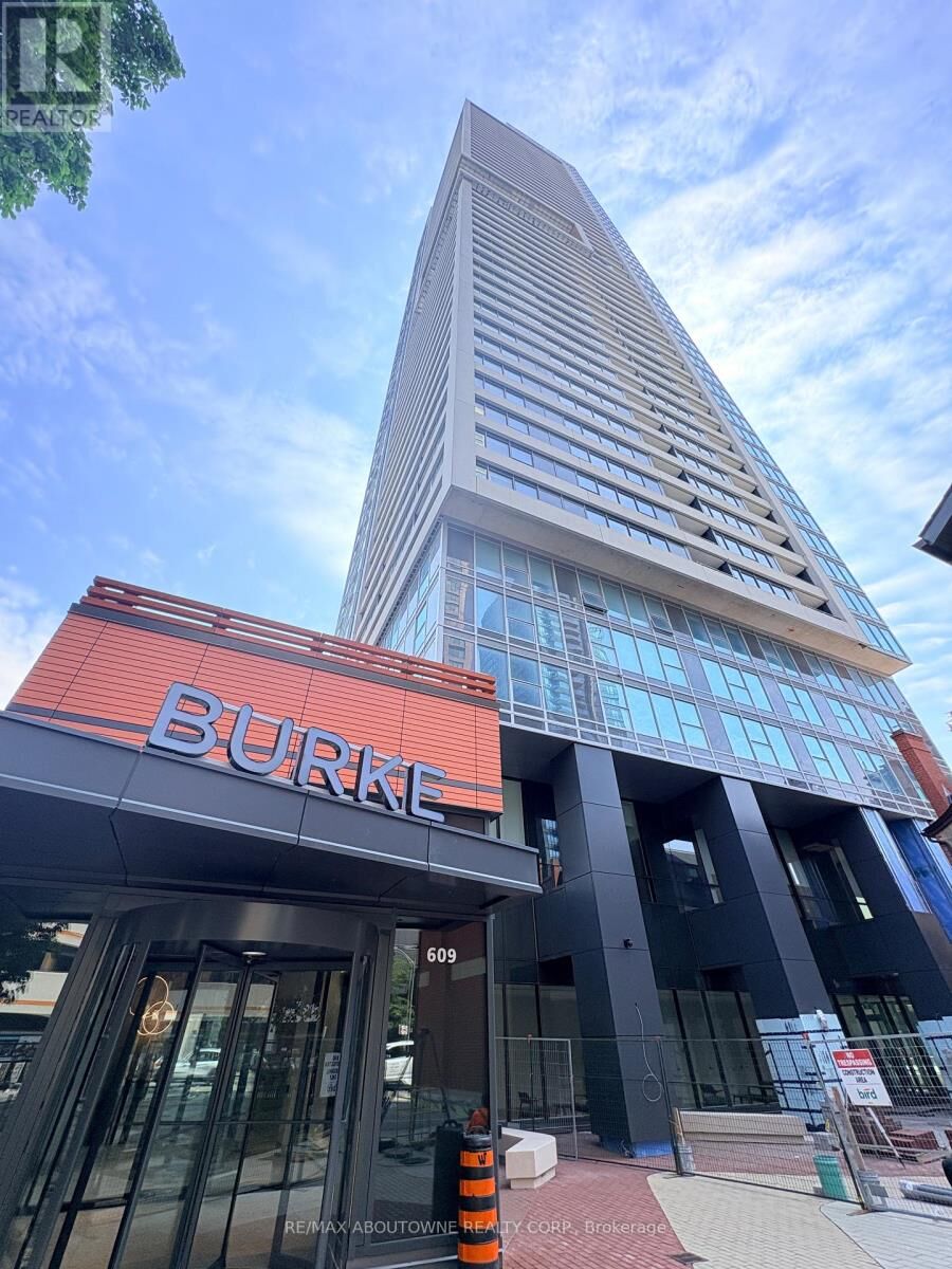 Property Photo:  609 Sherbourne Street 1808  ON M4X 1L1 