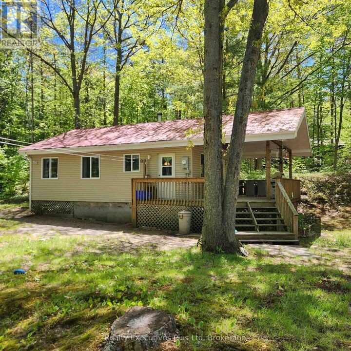 Property Photo: 12 Waagosh Miikans Lane ON L9M 0A9