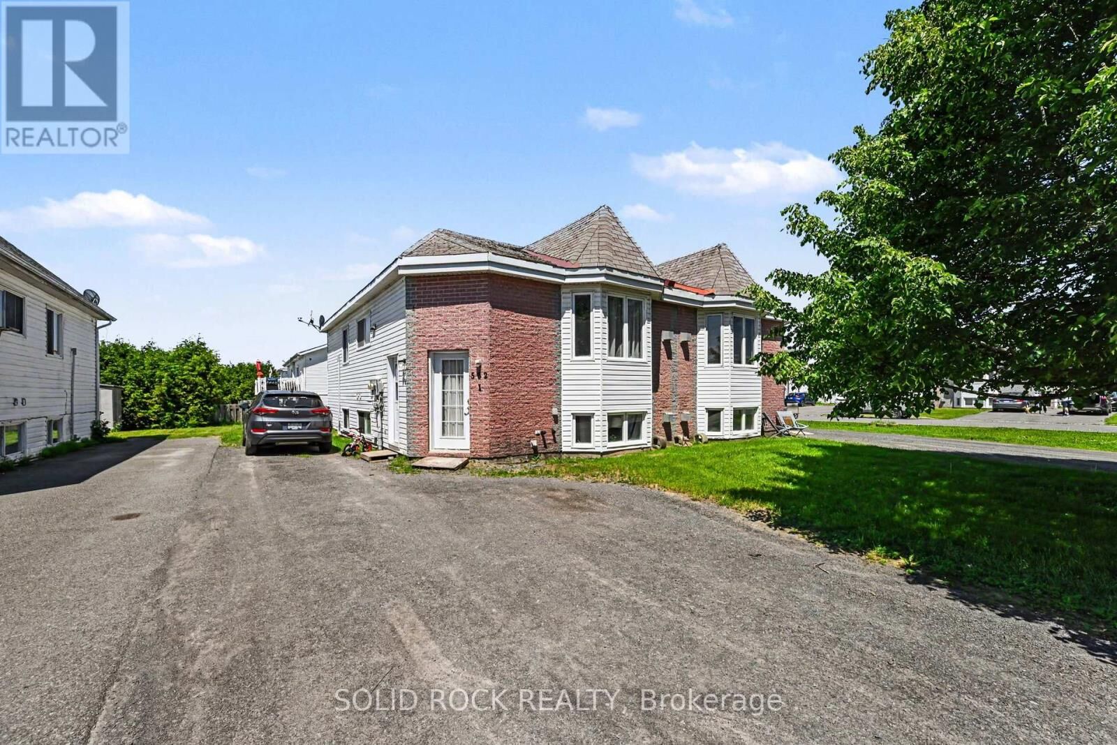 Property Photo:  532 Mario Street  ON K6A 3V4 
