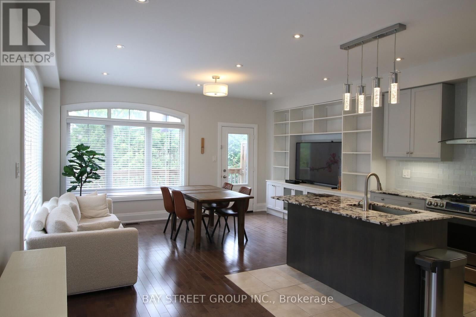 Property Photo: 12 Sombrero Lane ON L4C 6E5