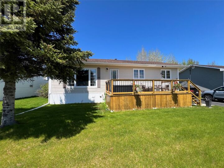 Property Photo:  66 Maple Street  NL A0H 1A0 