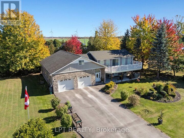 Property Photo: 33810 Darryl Court ON N0M 2T0