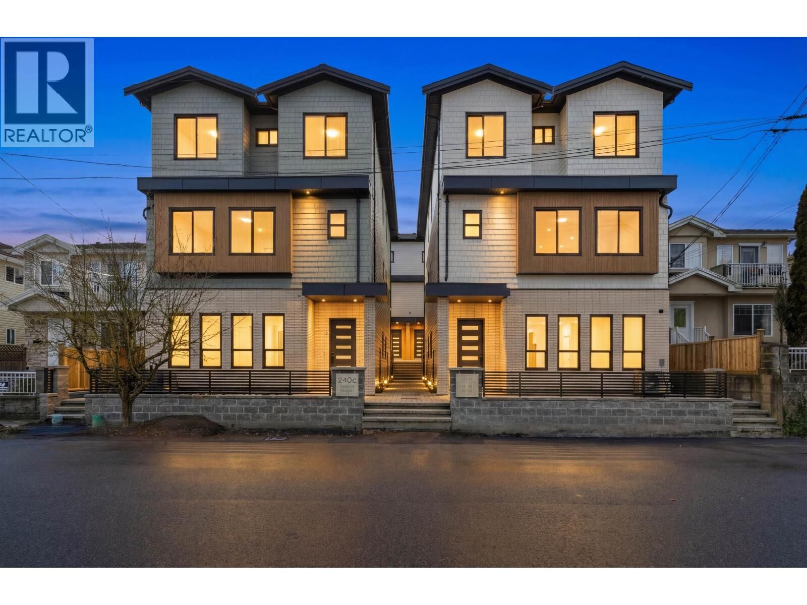 Property Photo: 5406 Manor Street 6 BC V5G 1B7