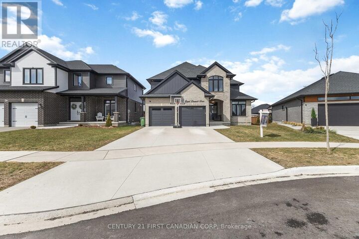 Photo de la propriété: 52 Royal Dornoch Drive ON N5R 0K3
