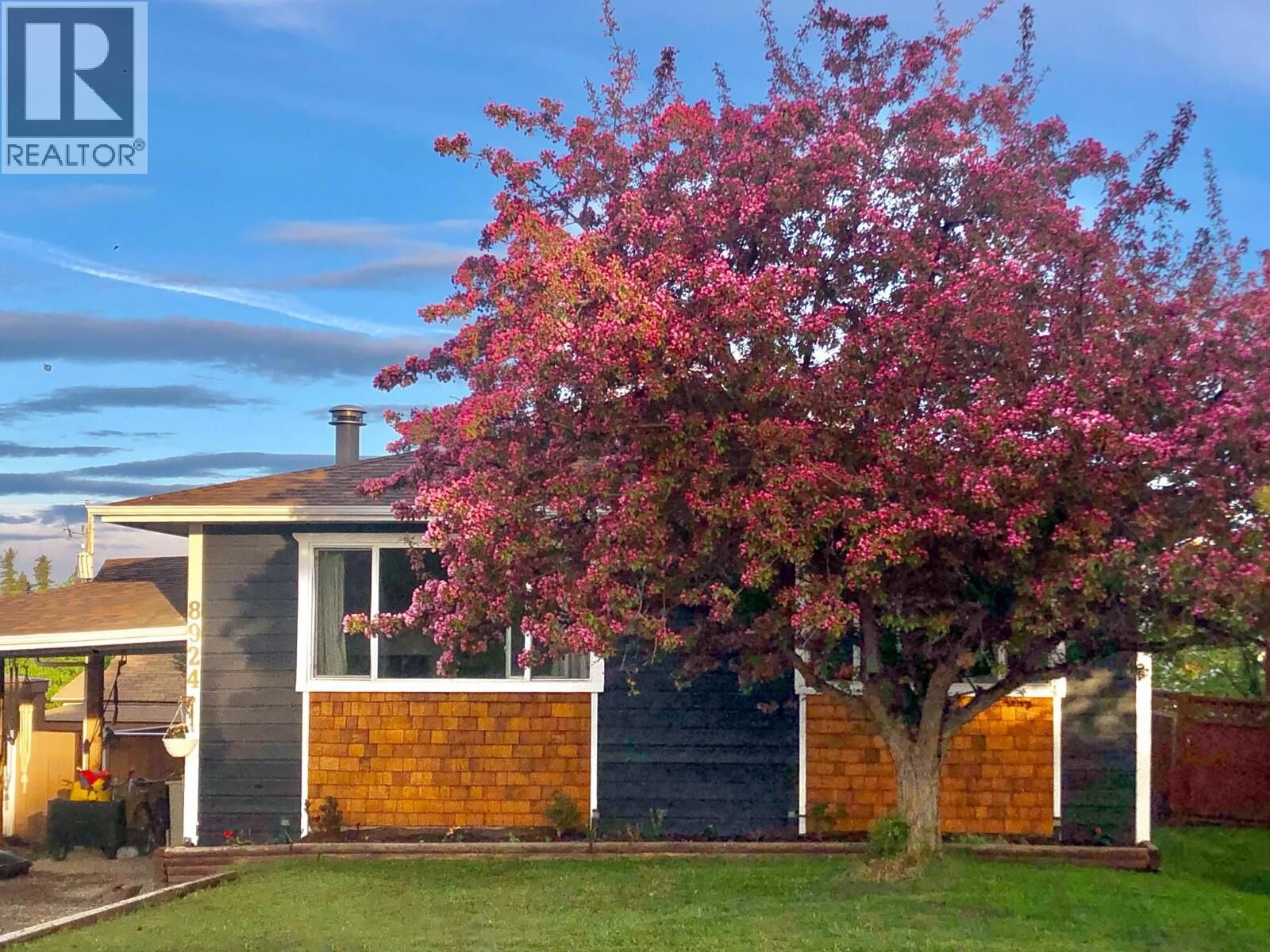 Photo de la propriété:  8924 88 Street  BC V1J 5B2 
