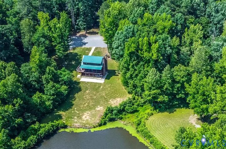 Property Photo: 14941 Mills Court VA 23002
