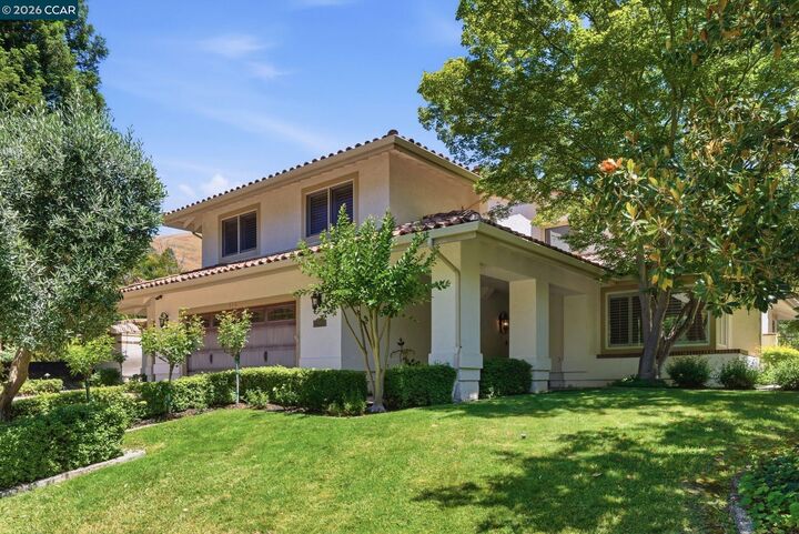 Property Photo: 316 Live Oak Dr CA 94506